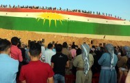 ل باژێرێ‌ دهوكێ‌ مه‌زنترین ئالایێ‌ كوردستانێ‌ ب روبه‌رێ‌ 2000مترێن چار گوشه‌ هاته‌ بلندكرن