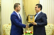 پارێزگه‌رێ‌ دهوكێ‌ و بالیوزێ‌ وه‌لاتێ‌ چیك گرێبه‌سته‌ك بو ئاڤاكرنا ئاڤاهیێ‌ ئوتیزمێ‌ ئیمزا كر
