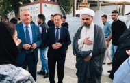 شاندەکێ عەتەبا حوسەینی ب نۆینەراتیا سەماحەتا عەلی سیستانی سەرەدانا پارێزگەها دهۆکێ کر