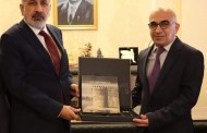 نوونەرێ پارێزگارێ دهۆکێ پێشوازیا شاندەکێ ژوورا بازرگانی و پیشەسازیا ئامەدێ کر