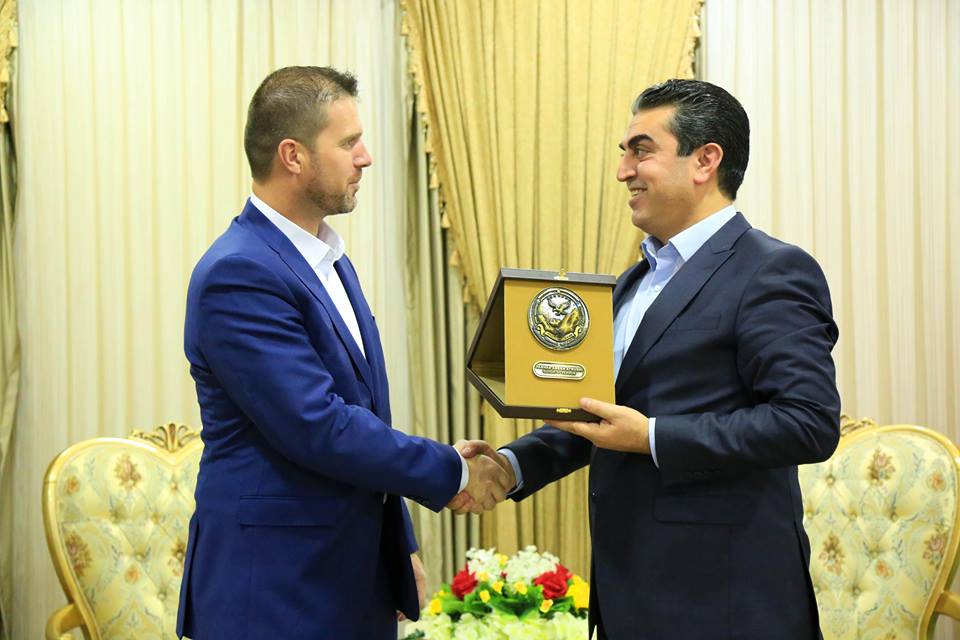 پارێزگهرێ دهوكێ و بالیوزێ وهلاتێ چیك گرێبهستهك بو ئاڤاكرنا ئاڤاهیێ ئوتیزمێ ئیمزا كر