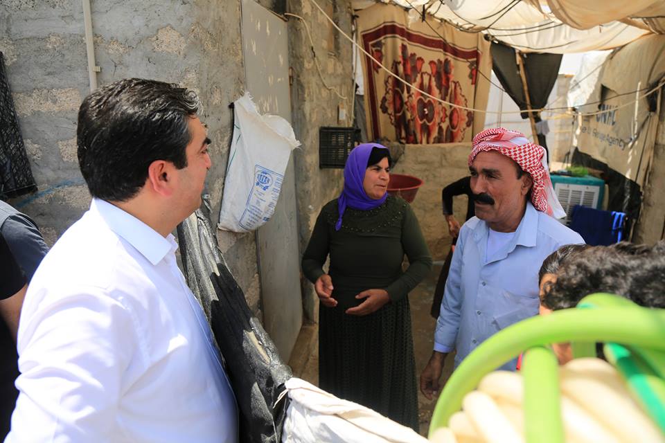 پارێزگهرێ دهوكێ و شاندهكێ رێكخراوا USAID سهرا كهمپا خانكێ دا