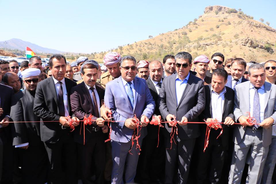 رێكا جوت سایدێ ناحیێن دێرالوك شێلادزێ هاته ڤهكرن