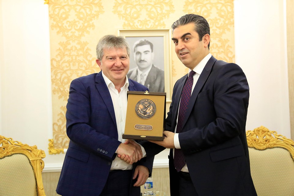 پارێزگهرێ دهوكێ وپارێزگهرێ باژێرێ ئیسن ل ئهلمانیا بهحسێ خورتكرنا پهیوهندیێن دوو قولى كر