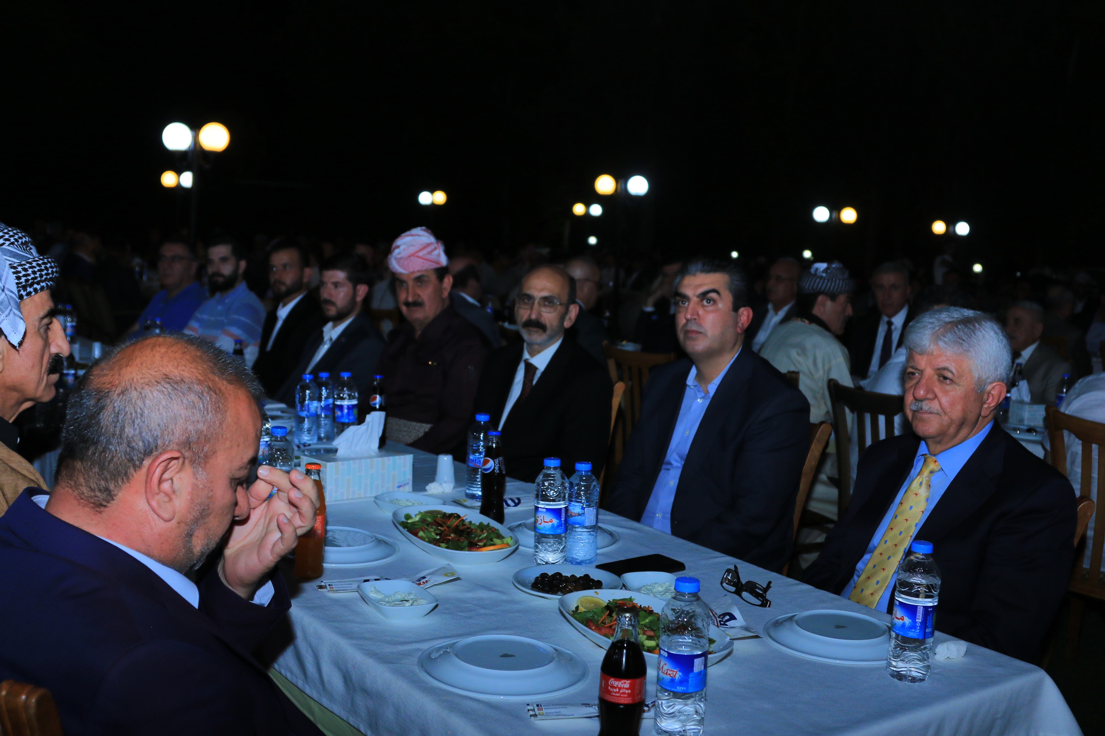 پارێزگهرێ دهوكێ شیڤ خارنهك ل سهر شهرهفا میرێ نوو یێ ئێزدییان بو كهسایهتى و روى سپى و ماقیلێن دهڤهرێ بهرههڤكر