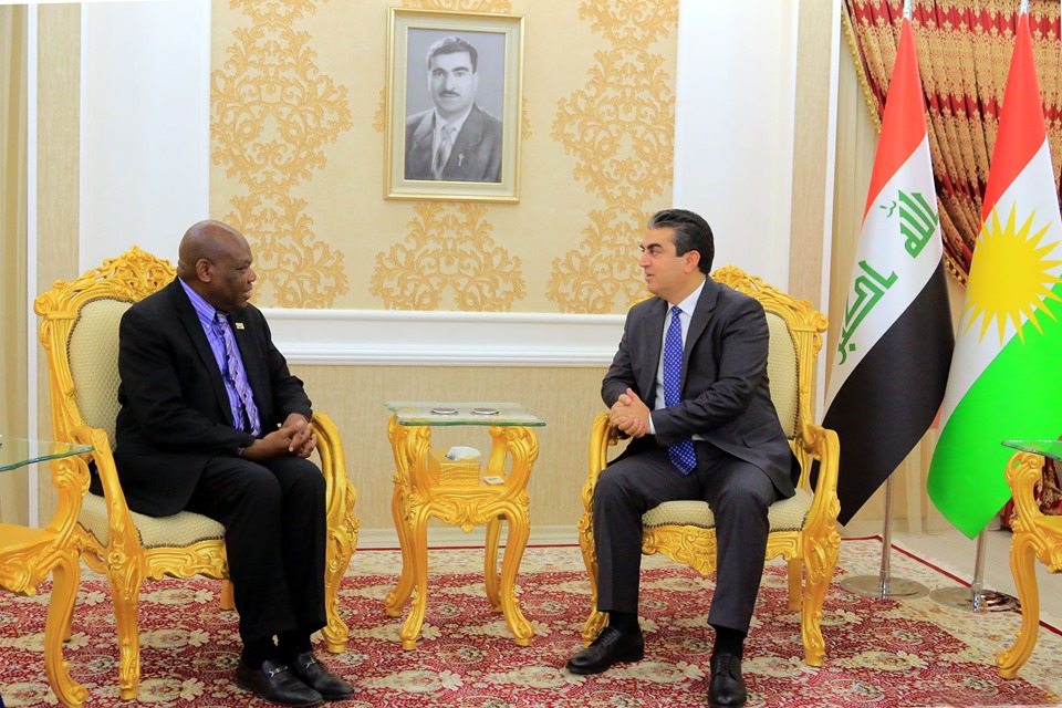 پارێزگهرێ دهوكێ وبهرپرسێ رێكخراوا (UNFPA) رهوشا ئاواره وپهنابهران گهنگهشهكر