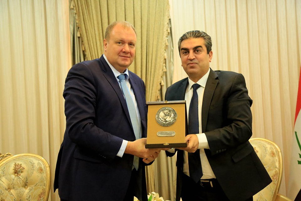 پارێزگهرێ دهوكێ وكونسلێ روسیا تهكهزیێ ل خورتكرنا پهیوهندییان دكهن
