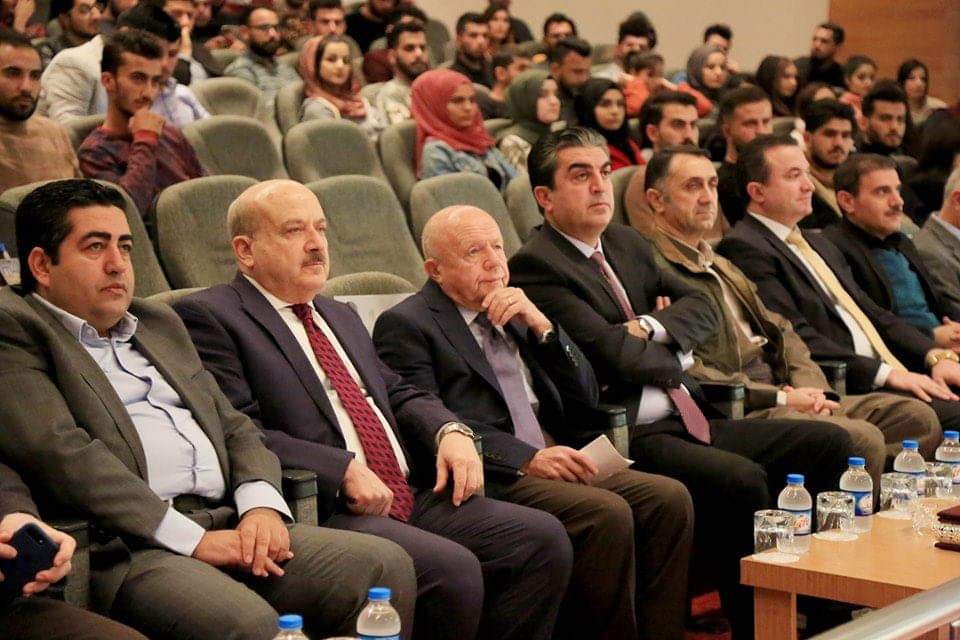 ب ئامادهبونا پارێزگهرێ دهوكێ پروفیسور دكتور ئیسماعیل بهشكچى سمینارهك پێشكێشكر