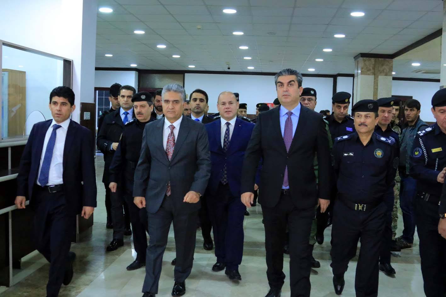 وهزیرێ نافخو یێ حكومهتا ههرێما كوردستانێ سهرا چهند فهرمانگهها ل دهوكێ دا ونڤسینگهها پاسهپورتا ل قهزا زاخو ڤهكر