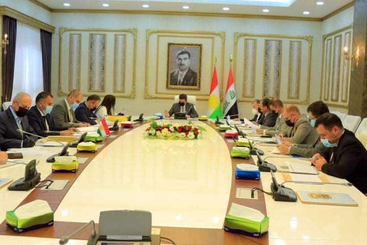 پارێزگارێ دھۆکێ سەرپەرشتیا کۆمبوونا لژنا گەشەپێدان و پشتگریکرنا پرۆژێن پیشەسازی ل پارێزگەھا دھۆکێ کر