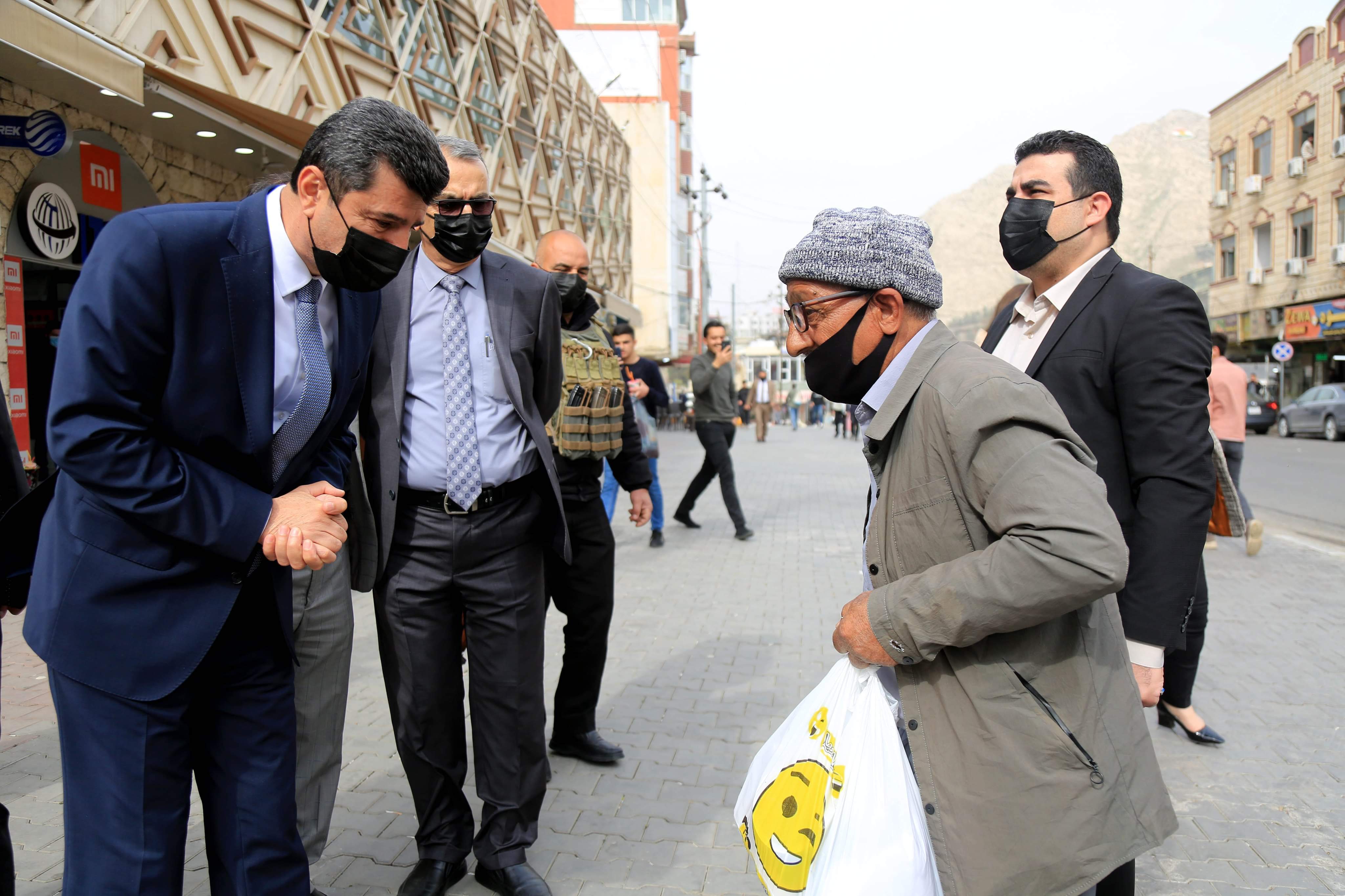 پارێزگارێ دهۆکێ سەرەدانا ناڤەندا بازارێ دهۆکێ کر
